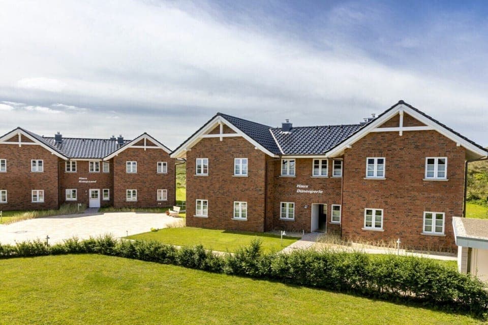 Holiday Home Exterior [summer]