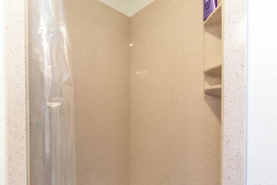 Full Bathroom - Upstairs