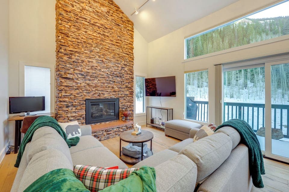 Vail Vacation Rental | 3BR | 2BA | 1,384 Sq Ft | Stairs to Access