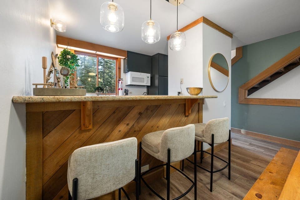 Enjoy a breakfast bar for 3