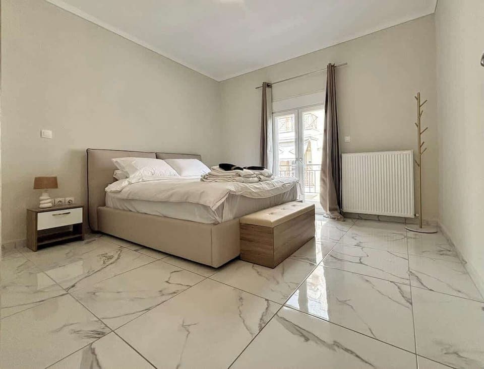 An opulent bedroom for the best sleep during your holidays