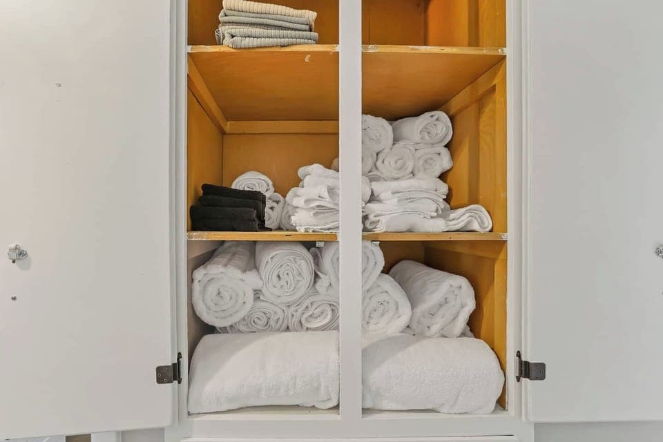 Plenty of soft Turkish cotton towels for everyone