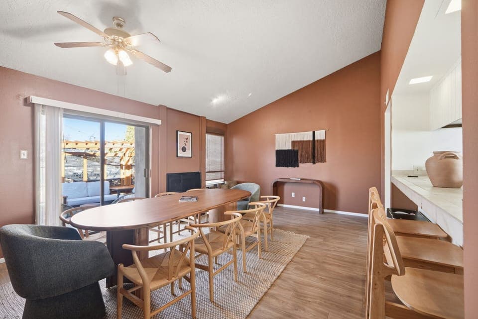 Dining Room, Dining Table, Furniture, Indoors, Table