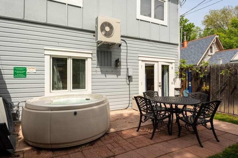 Arrive easily and settle in with bright, welcoming entry space.