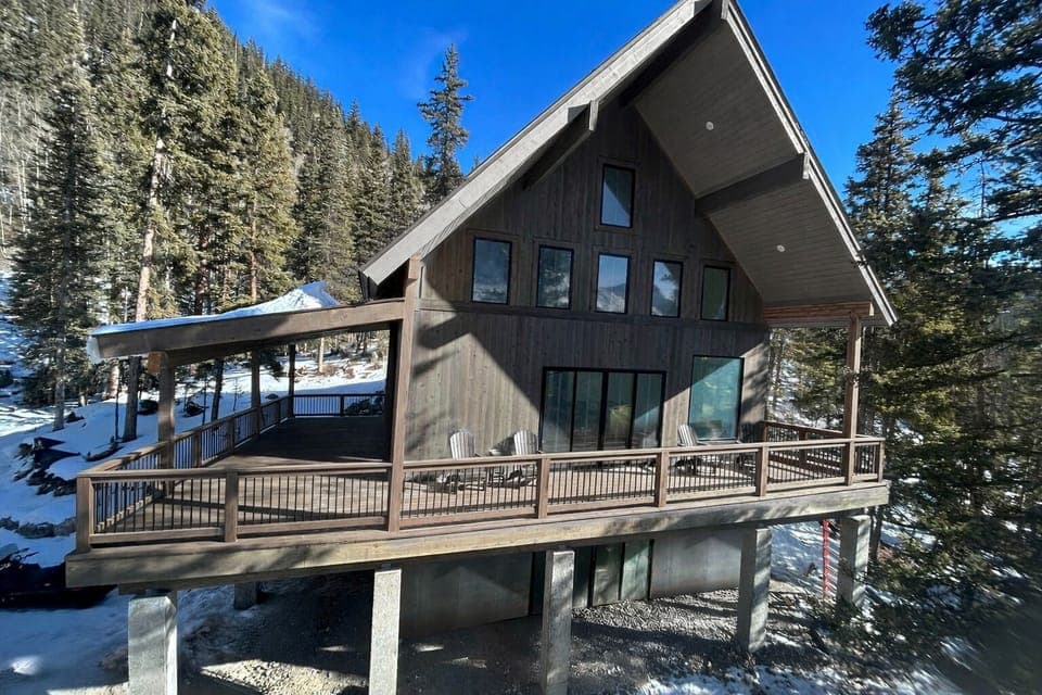 Front of the Lodge, showing the wrap around deck.