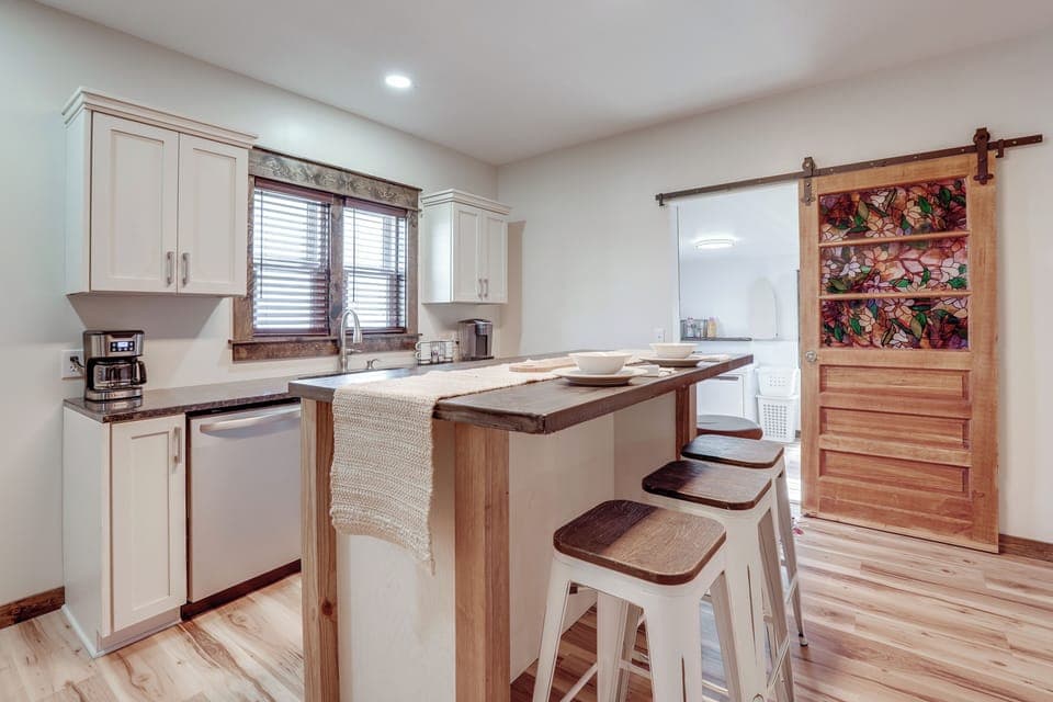 Kitchen | 1st Floor