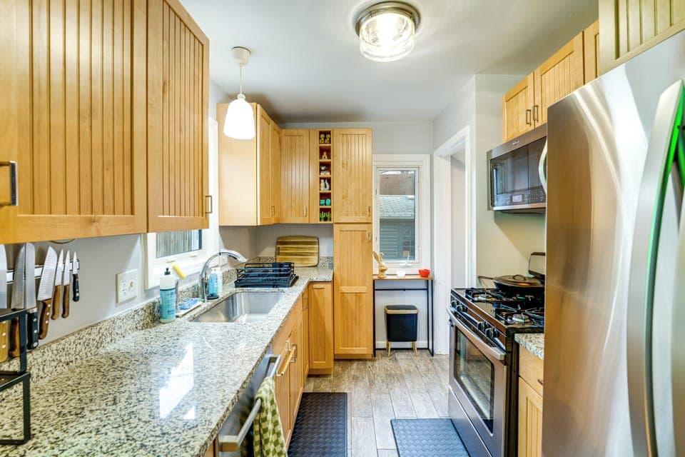 Kitchen | 1st Floor | Cooking Basics | Dishwasher | Keurig Coffee Maker