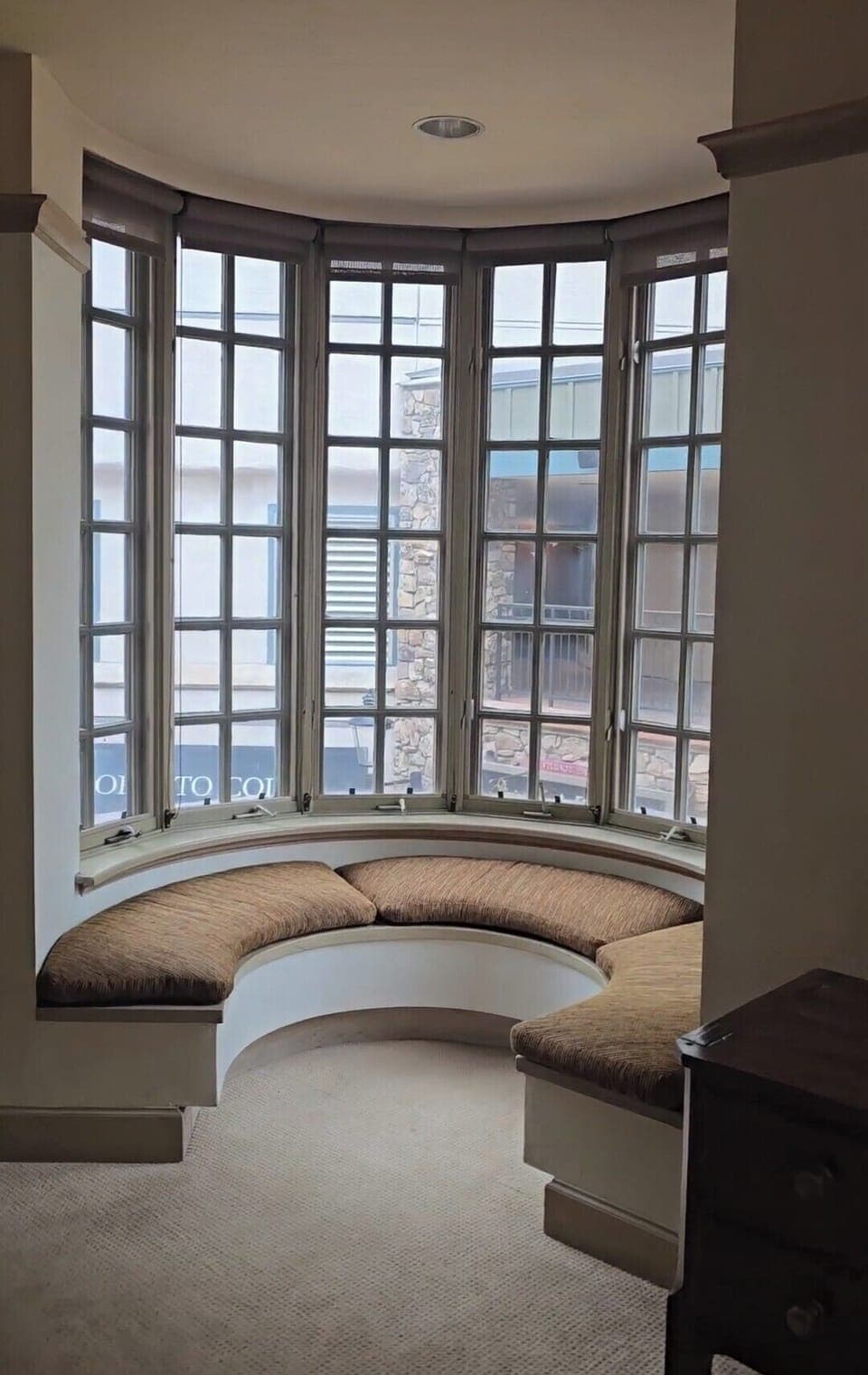 Sitting area
