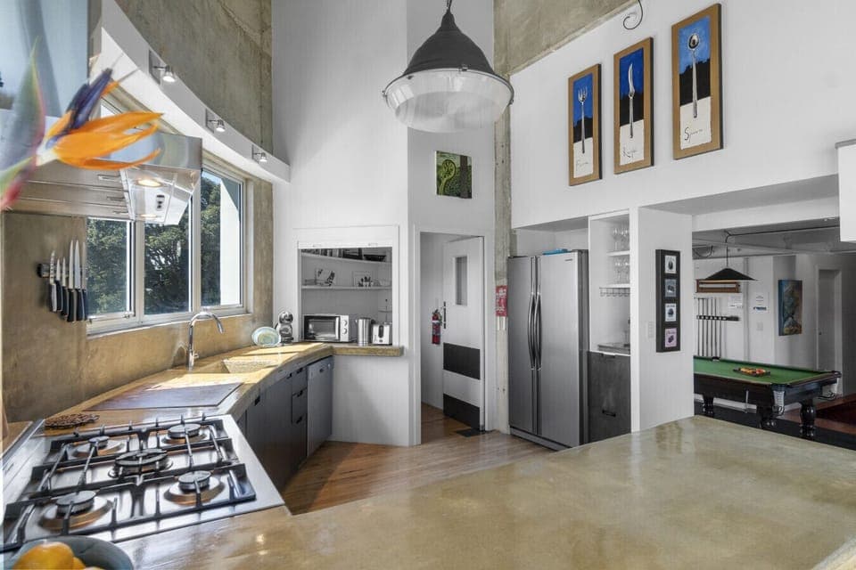Private kitchen