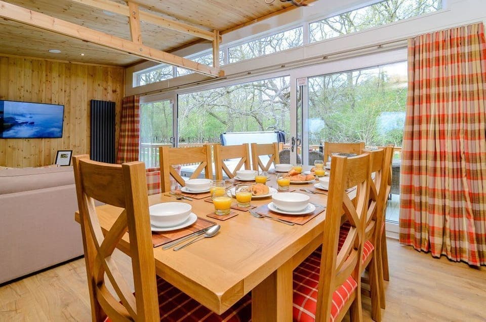 The Fotheringhay (Pet)