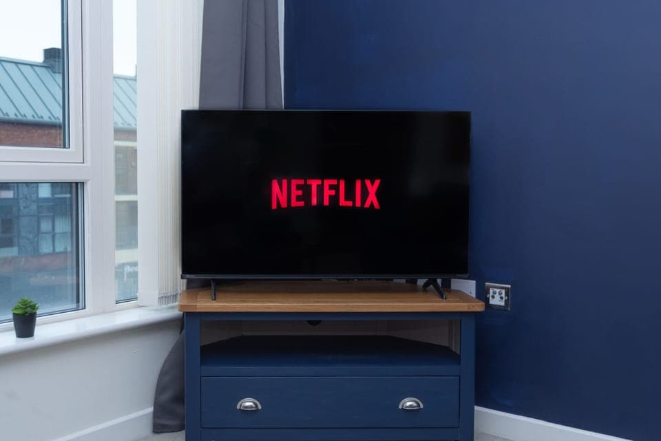 Smart TV for easy access to your favourite shows, films, and streaming services