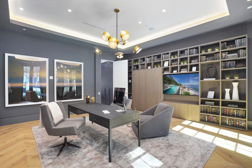 Villa Colette by LuxJB: LA's finest vacation villas & mansion rentals by owners.