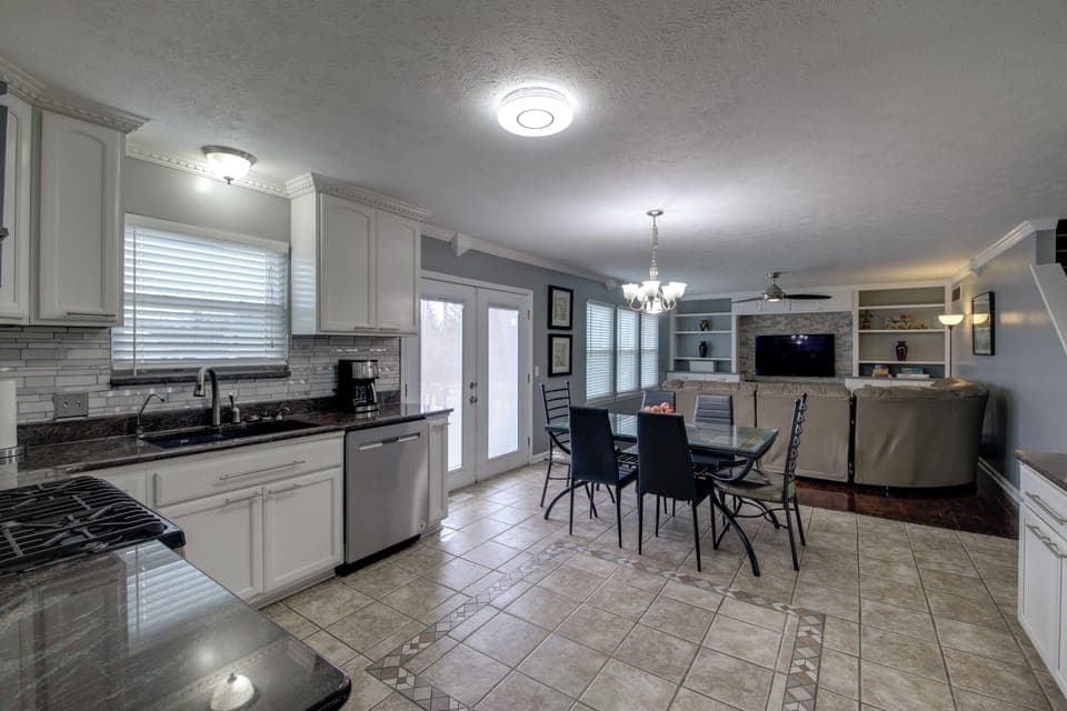 Kitchen | 1st Floor