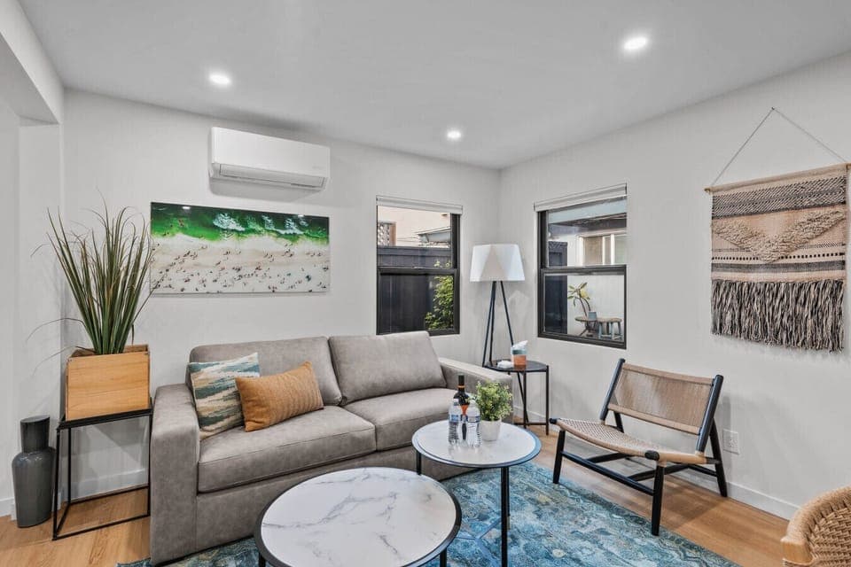 Living room featuring smart TV with streaming services