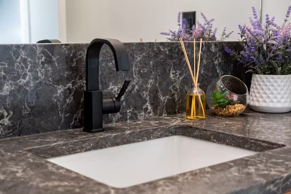 The main bathroom upstairs.