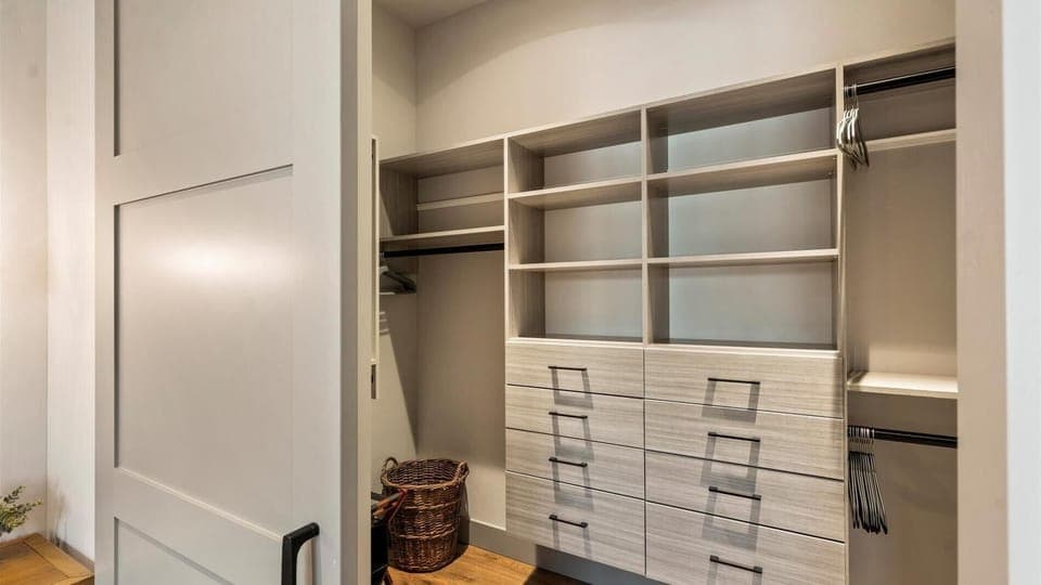 The Whitefish Luxe Lodge (9336)