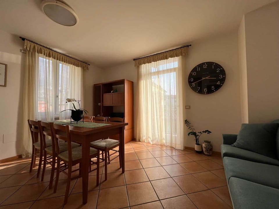 9DB0E5A0 E7E9 4186 BD6F 7D68E8FE3B23