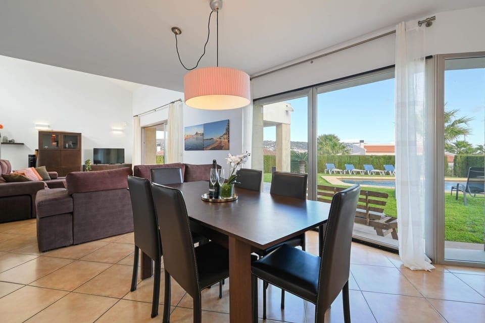 Living-dining room