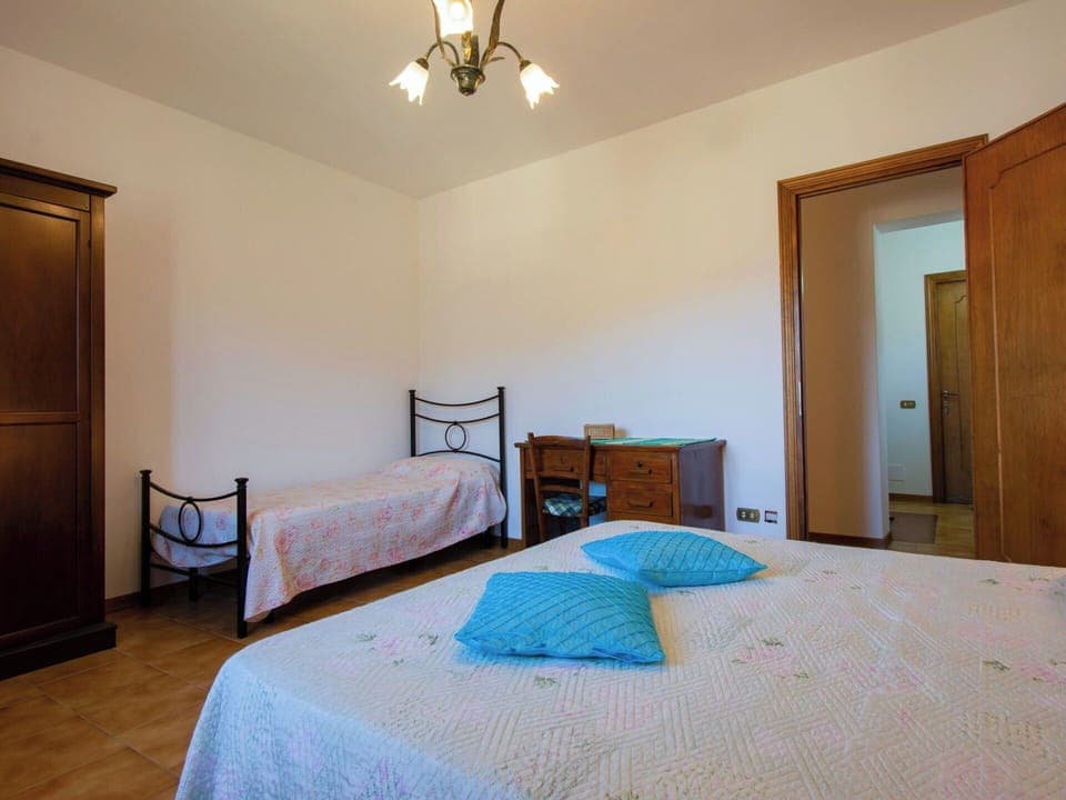 Bed, Bedroom, Interior Design, Wood, Flooring, Floor, Bed Sheet, Ceiling, Bedding, Furniture