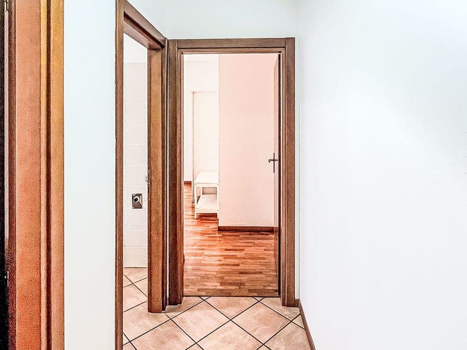 Wood, Flooring, Door, Floor, Home Door, Wood Stain, Hardwood, Wood Flooring, Varnish, Door Handle