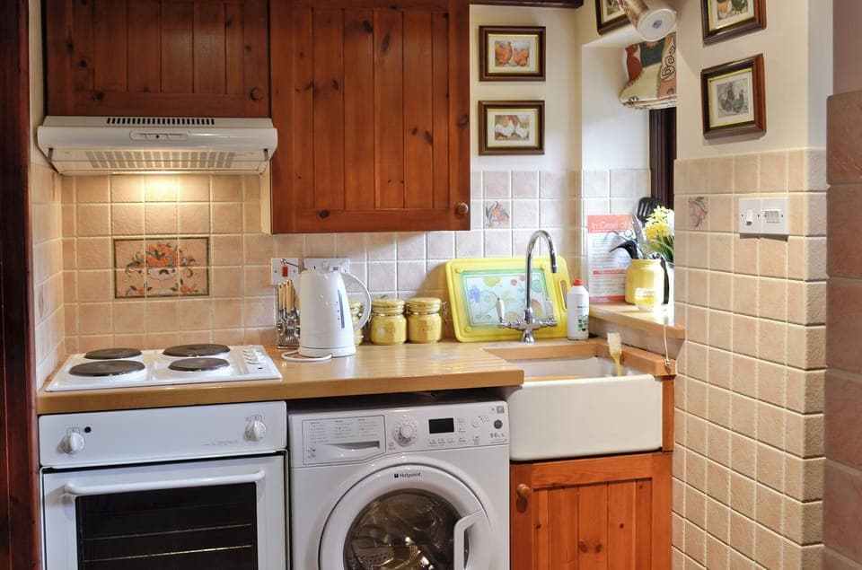 Kitchen | Hafoty Boeth Cottage, Bryn Saith Marchog, nr. Ruthin