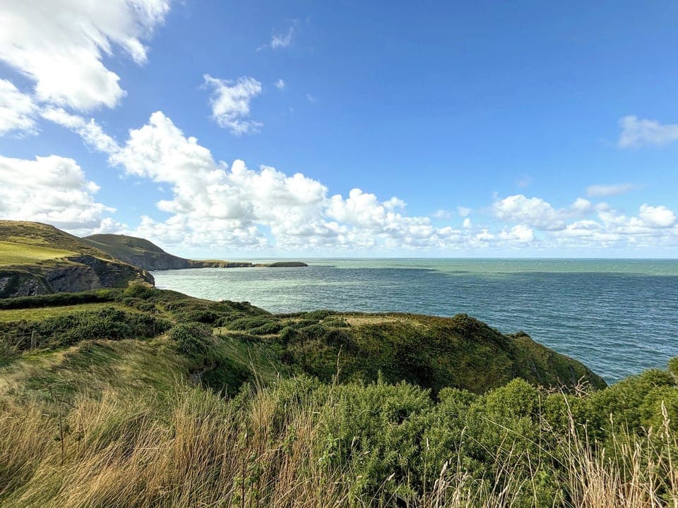 Coastal path | The Barn - Glanpwlldu Holidays, Boncath