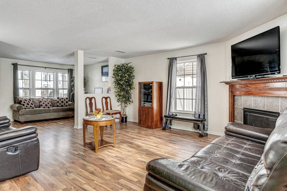 Indianapolis Vacation Rental | 4BR | 2.5BA | 2,077 Sq Ft