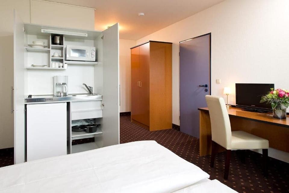 Bedroom. Interior and views may vary based on location and availability.