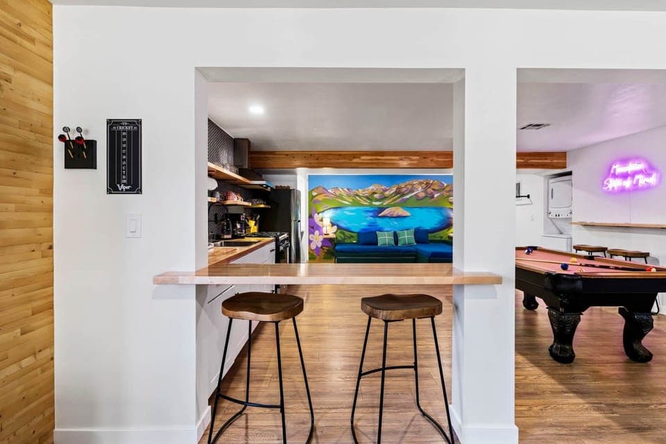 Kitchen and bar top