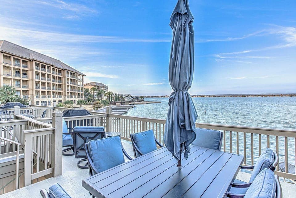 Lakefront Dining Deck:Outdoor Seating & Expansive Lake LBJ Views.