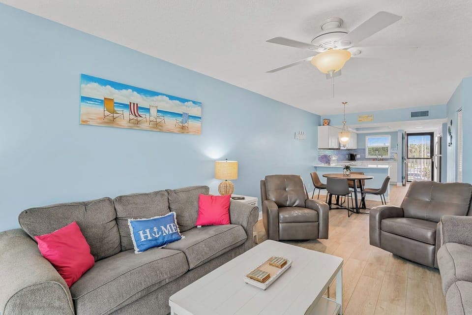 Sofa and recliners