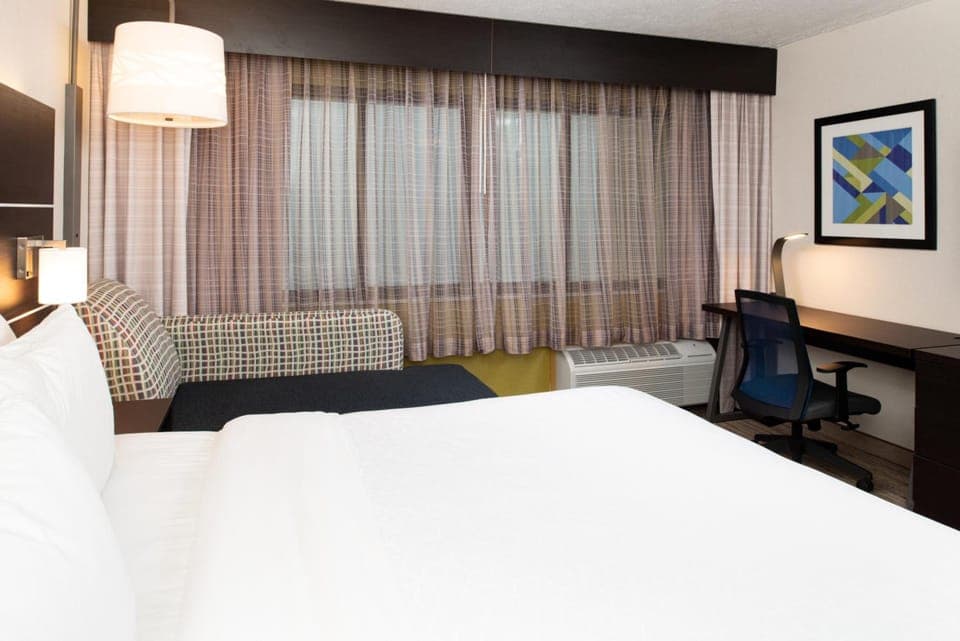 Bedroom. Interior and views may vary based on location and availability.