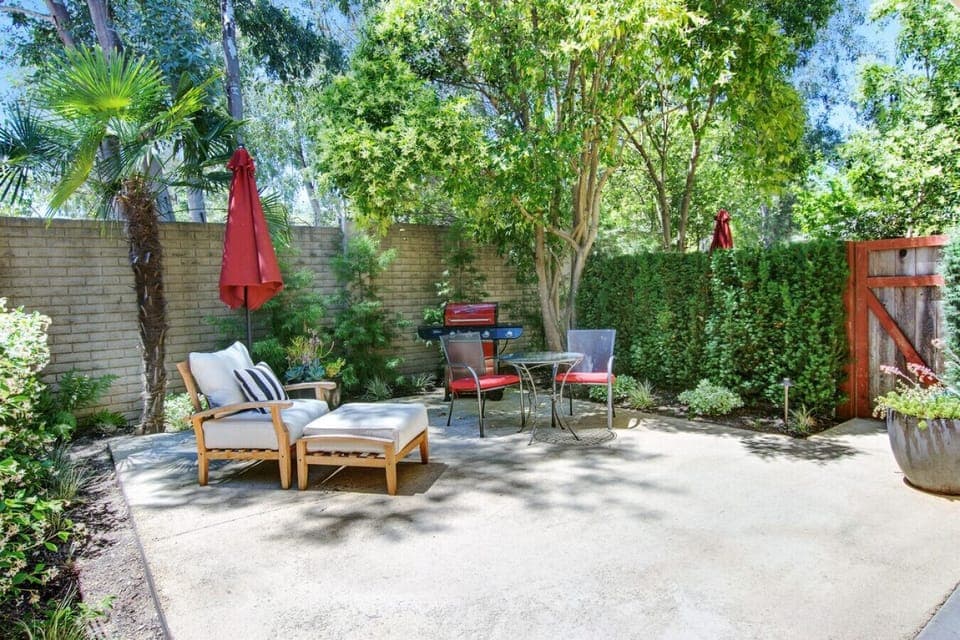 Dolce @ Bungalow 313 Sonoma Vacation Rental - Private Outdoo Patio