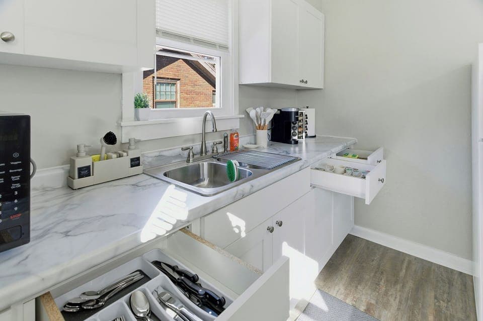 Fully equipped kitchen for all your cooking needs!
