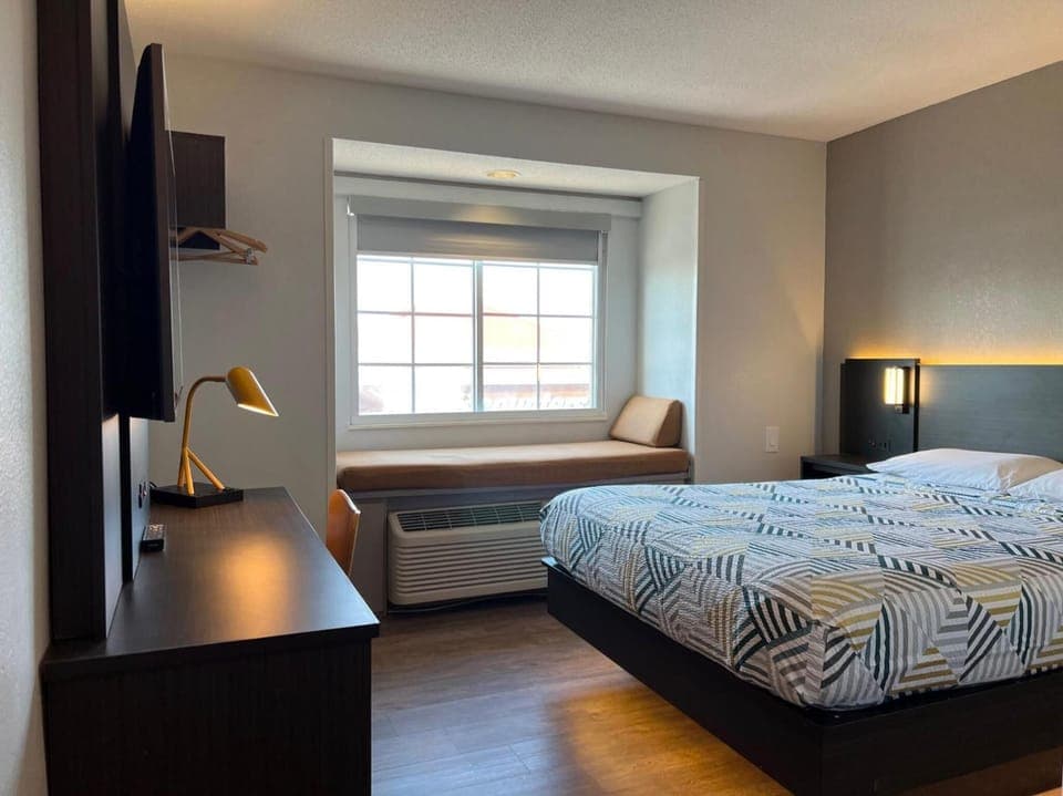 Bedroom. Interior and views may vary based on location and availability.