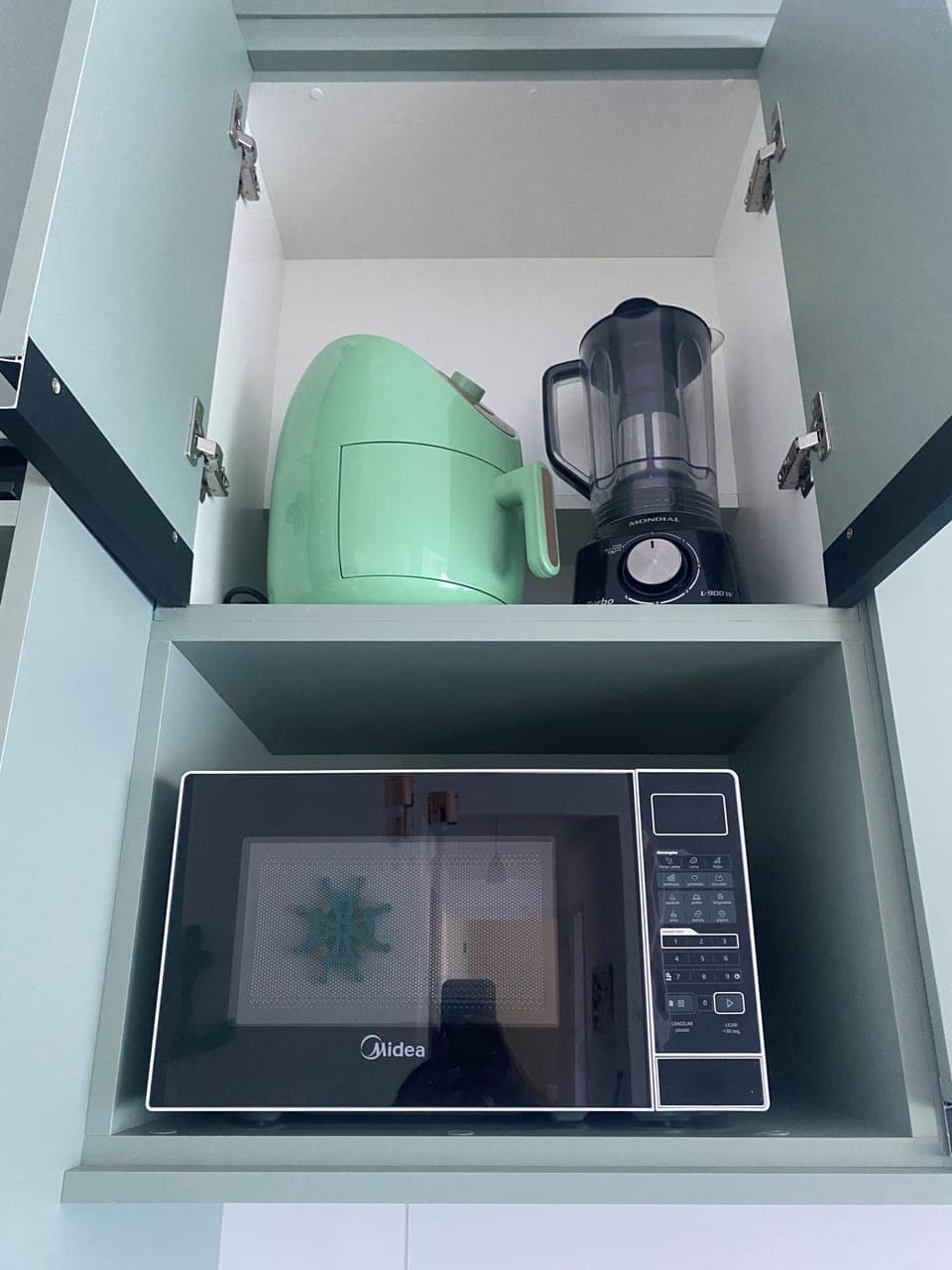 Microwave