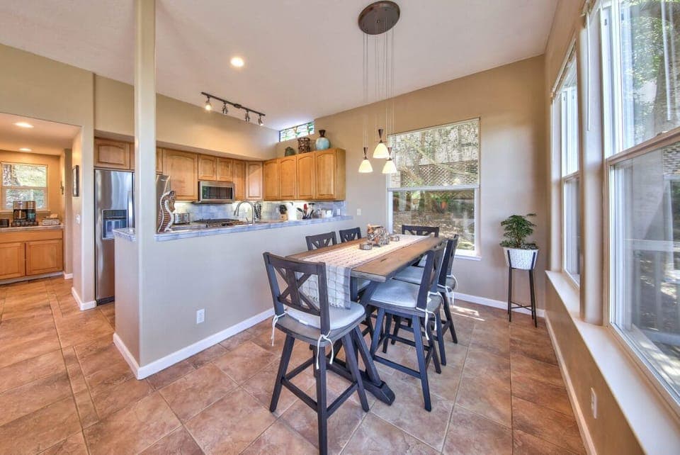 Dining Area Next to the Kitchen