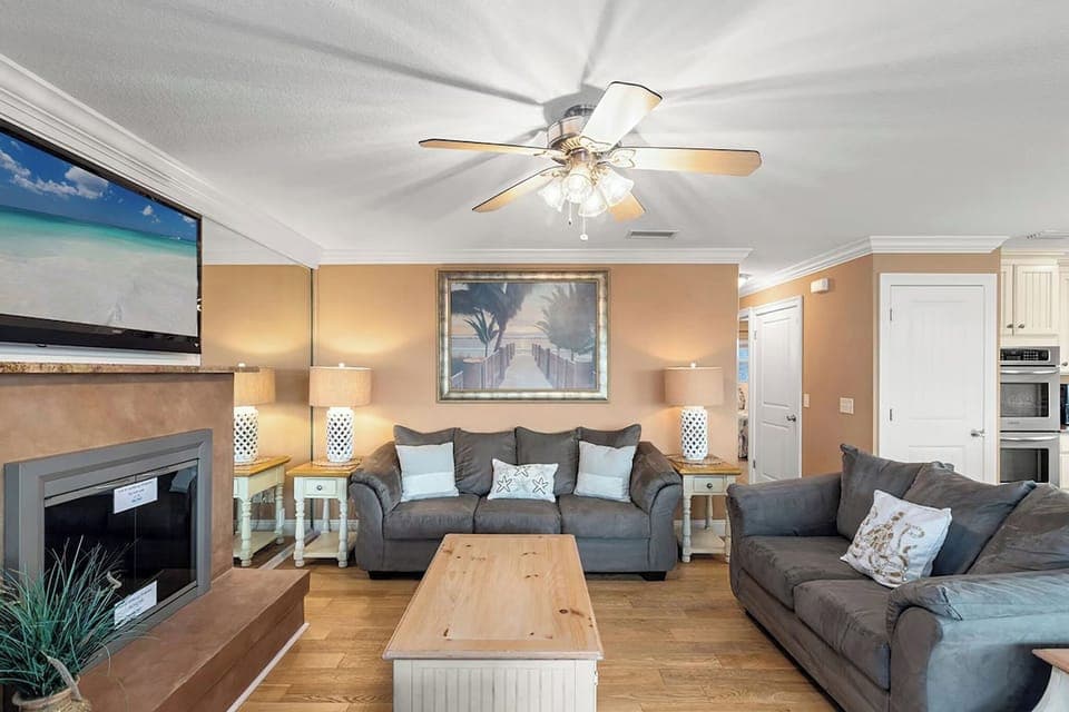 Living room 1
