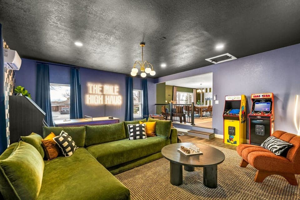 Welcome to the Mile High Haus!