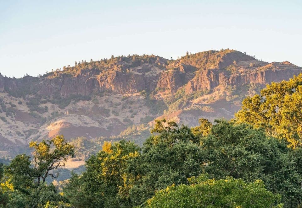 Golden-hour mountain views just beyond your doorstep - immerse yourself in Calistoga’s serene natural beauty.