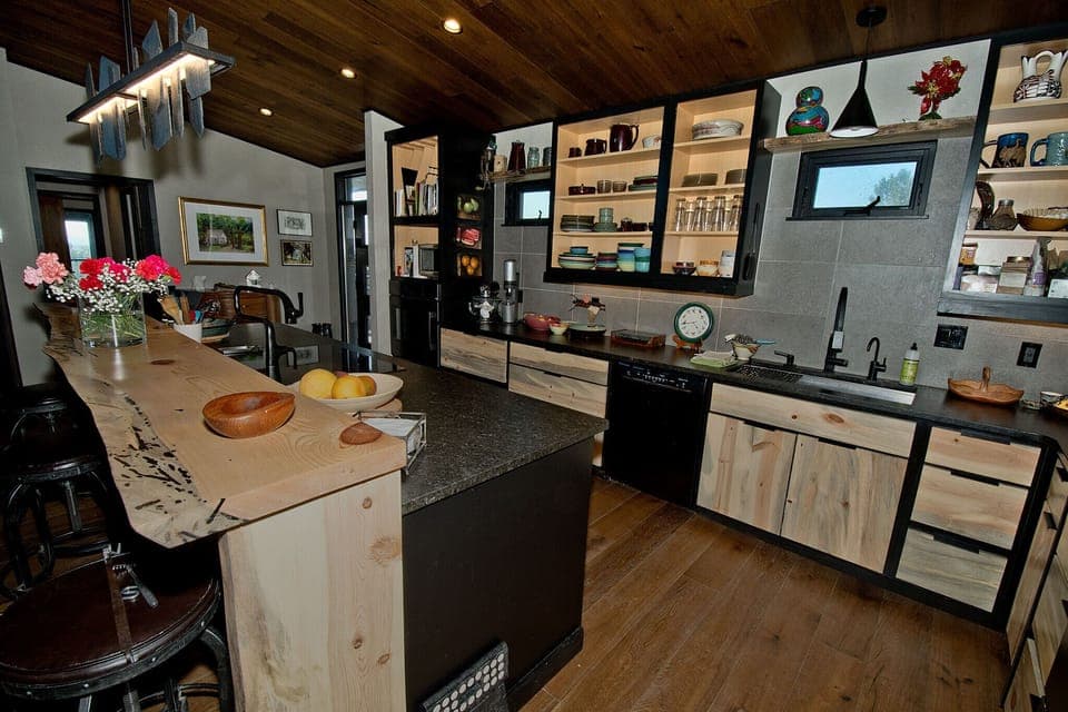 Sit the bar while your loved ones cook in the fully stocked kitchen.