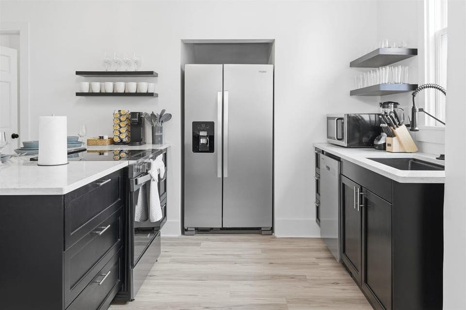 Kitchen unit 1