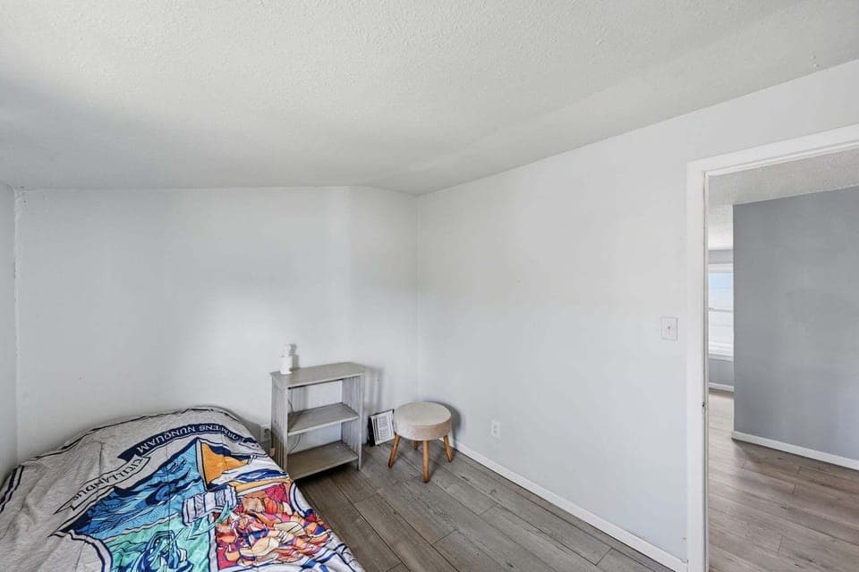 Indoors, Floor, Furniture, Bed, Bedroom