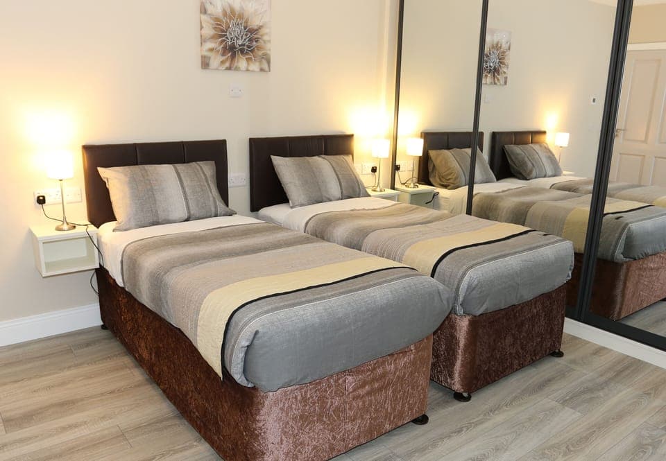 Twin Room Set-Up - 2 Single beds with USB charging plugs 