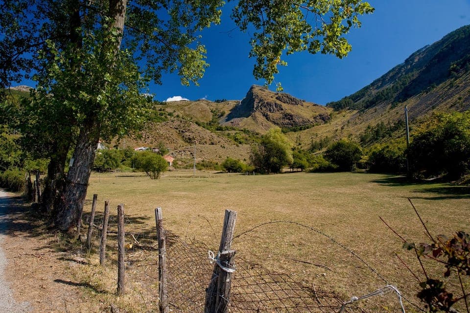 Surroundings [summer] (1-5 km)