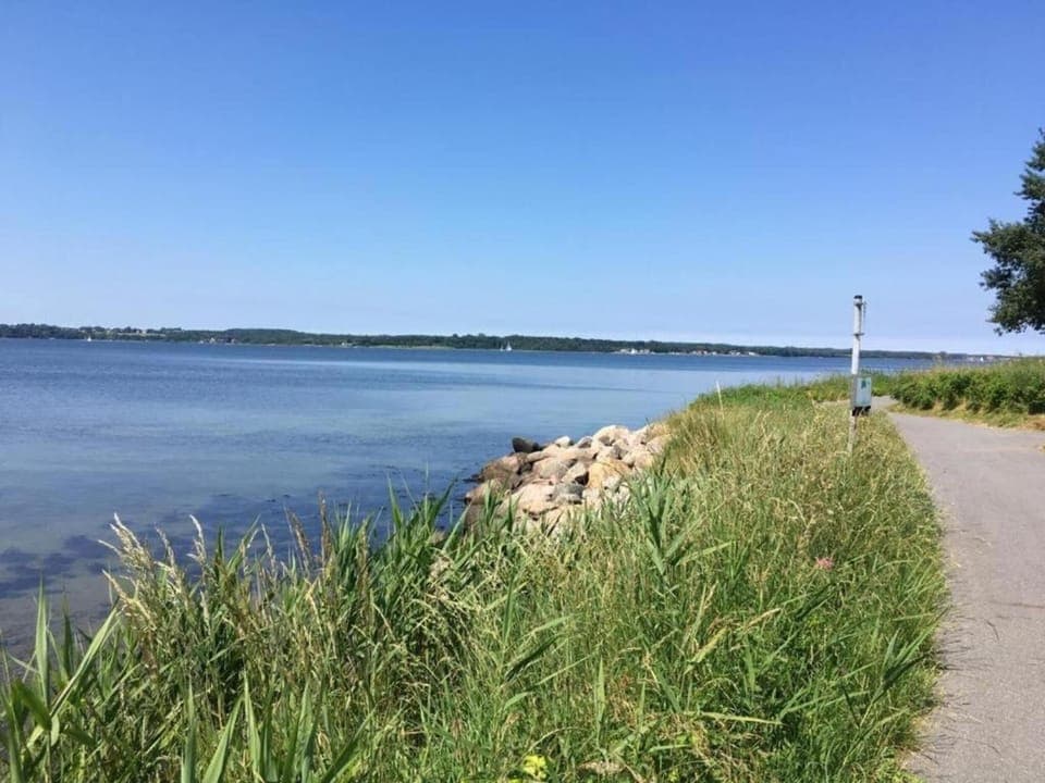 Surroundings [summer] (1-5 km)