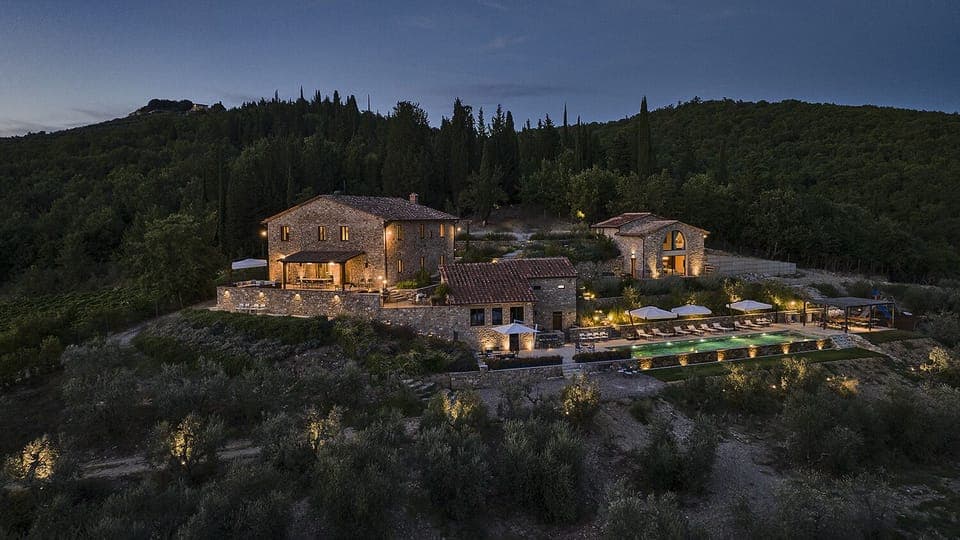 Beautiful view of the entire property - main house + 2 guesthouses