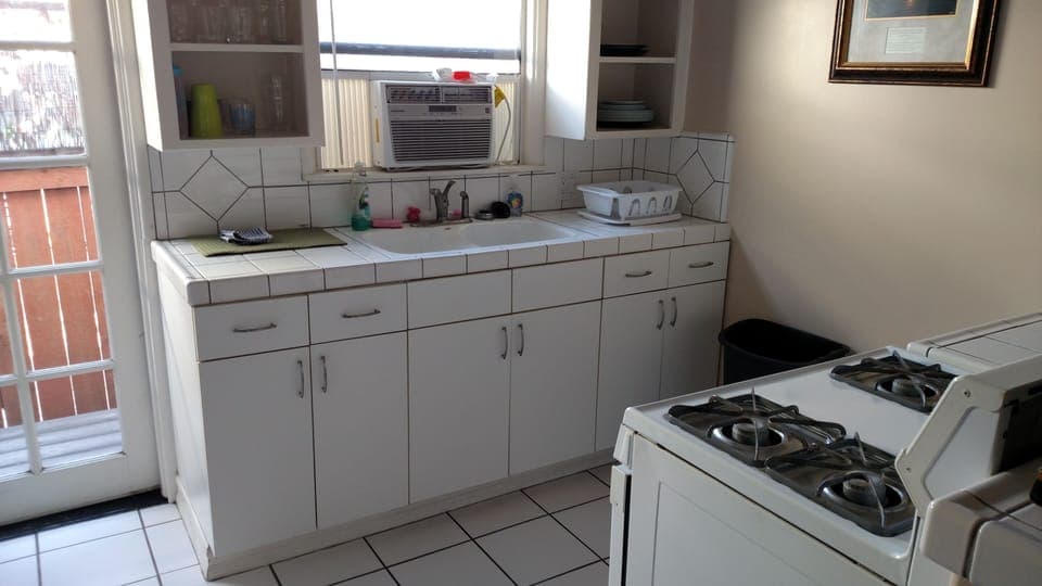 White fully equipped kitchen