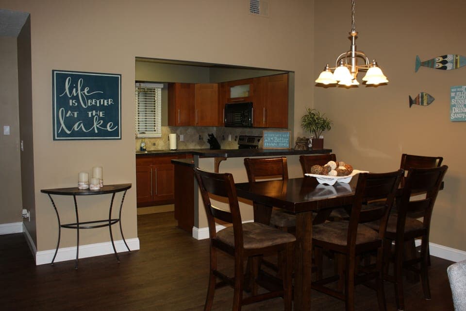 The dining room looking into kitchen!