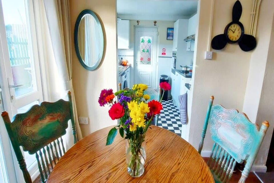 A 300 year old former Fishermans cottage with the modern touch & cosy comforts